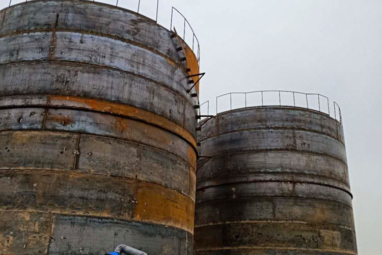 重慶大坪10萬立方米儲油罐工程圖片展示